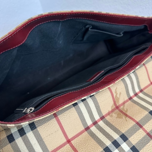 💯 Authentic BURBERRY Haymarket Check Shoulder Flap Bag🍀 - Picture 4 of 17